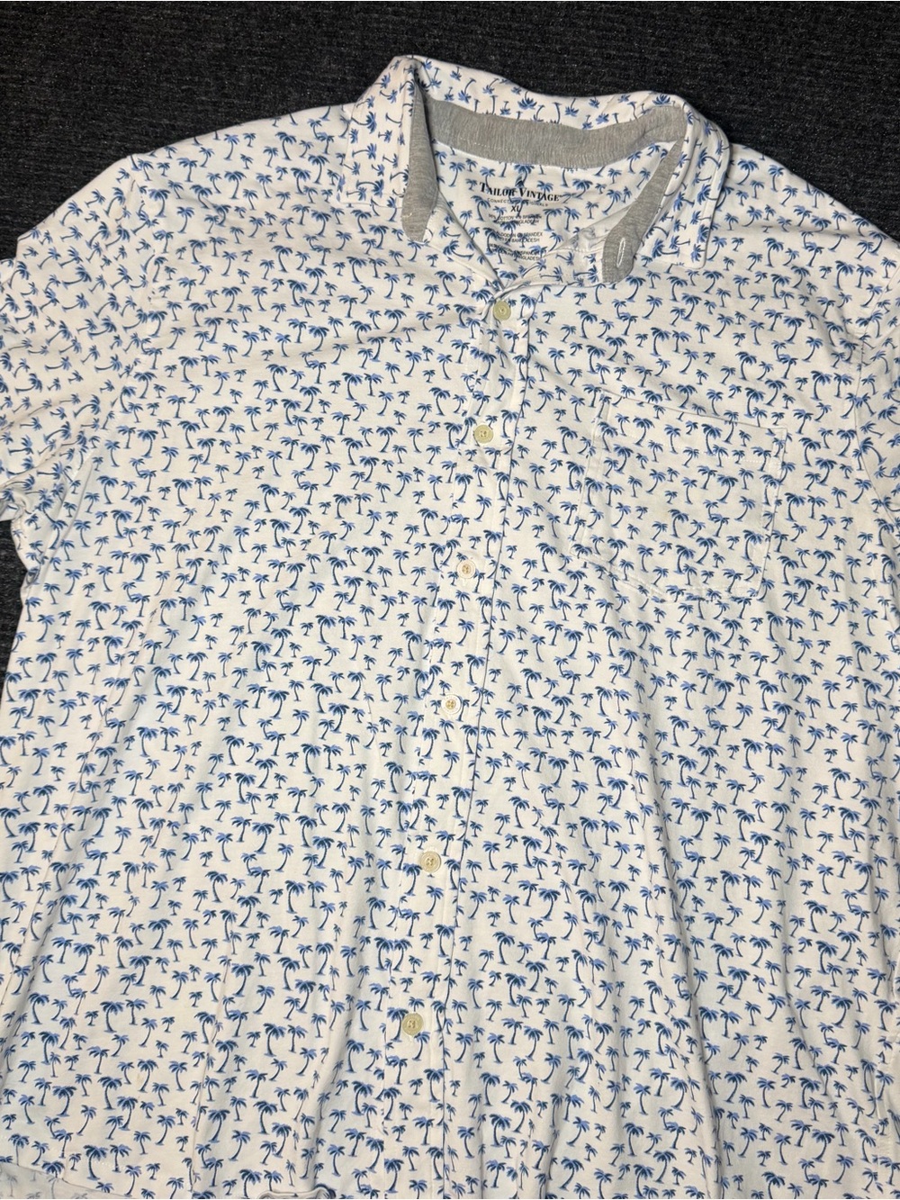 Tailor Vintage Men's White Button-Up short sleeve Shirt with Blue Palm Print